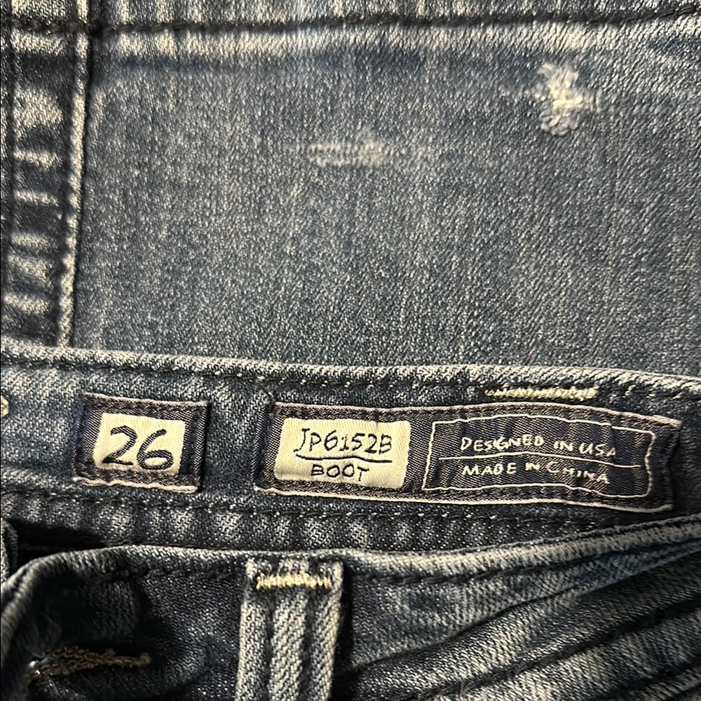 Miss Me Blue Embellished Designer Jeans. Sz 26 Boot - Picture 4 of 16